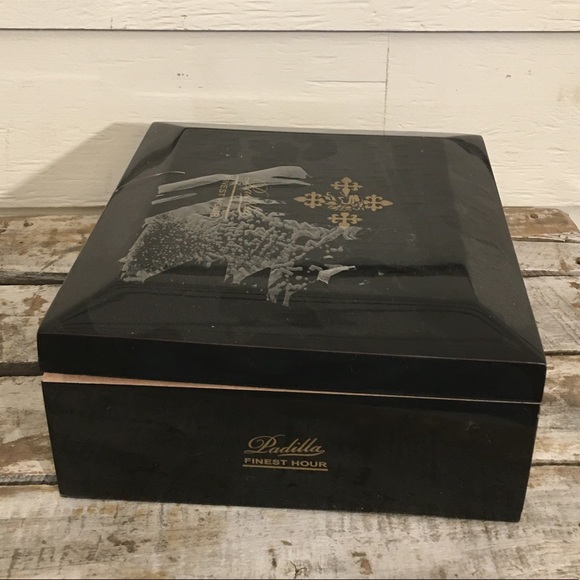 🧳3/$20🧳Padilla Wood Cigar Box - Picture 7 of 7